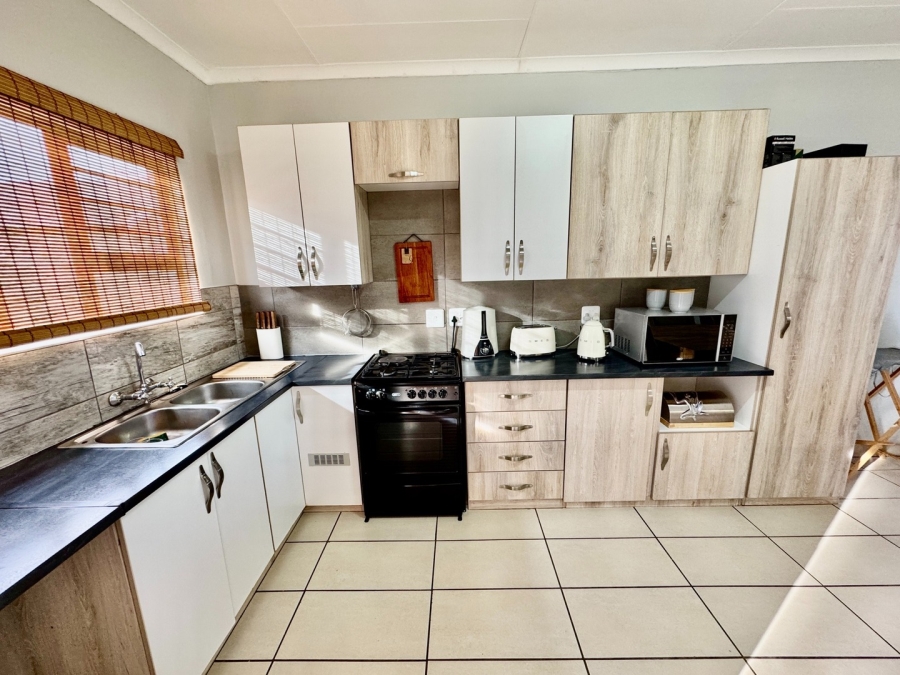 2 Bedroom Property for Sale in Miederpark North West